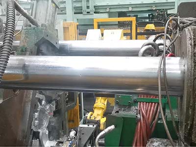 發那克機器人取件去毛刺站輸送線